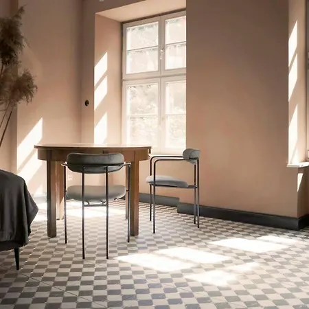 Διαμέρισμα Elegant In The Center